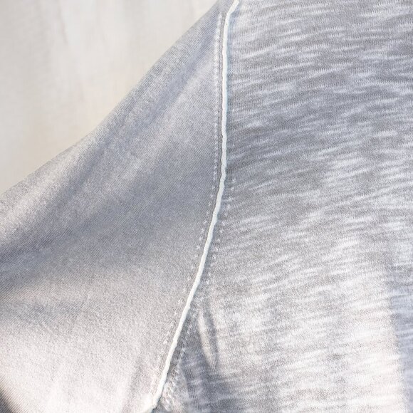 Tommy Bahama Reversible Size XL grey marled long sleeve lightweight sweater - Picture 6 of 14